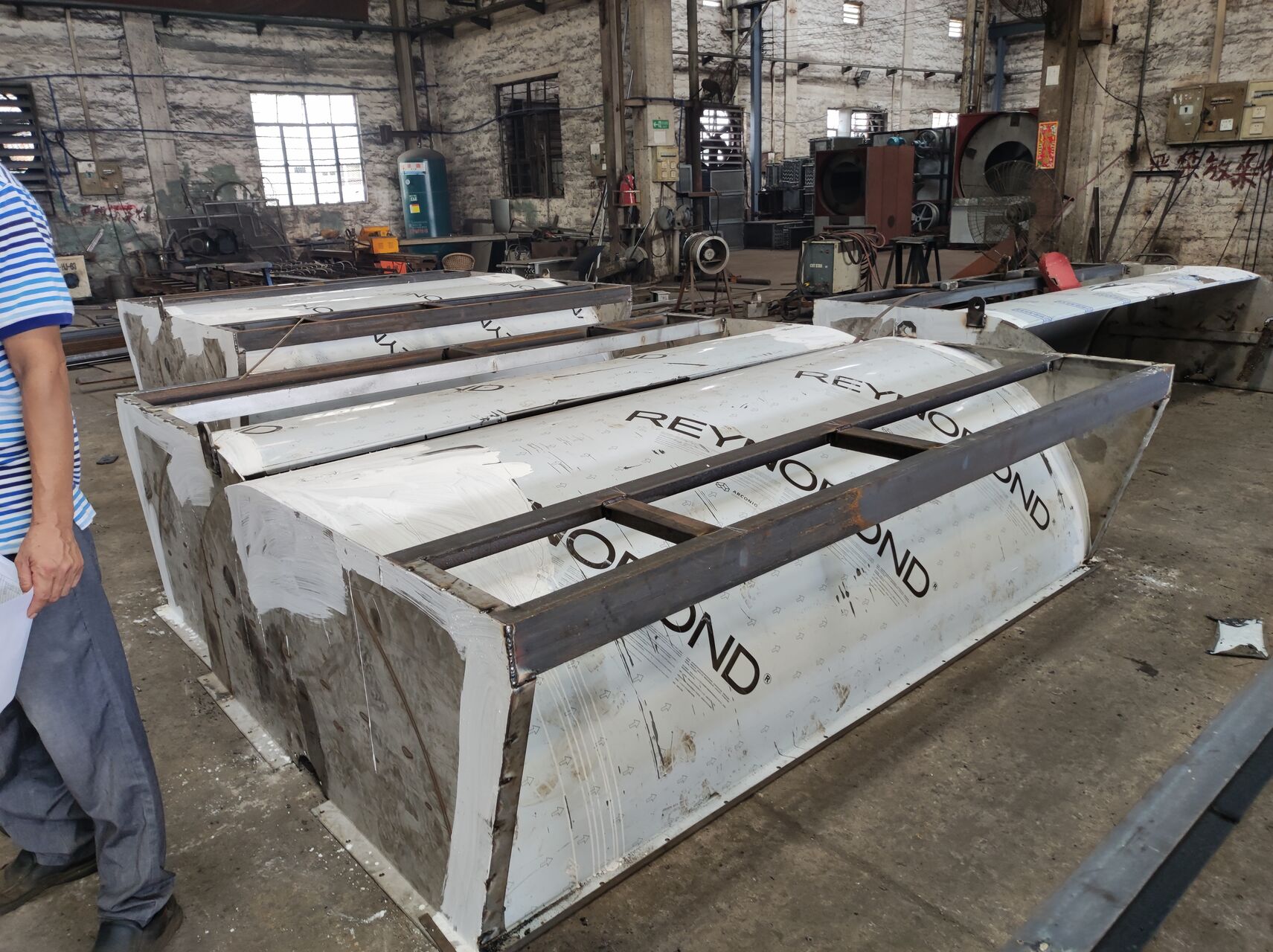 工业洗衣机选型要点与性能对比分析